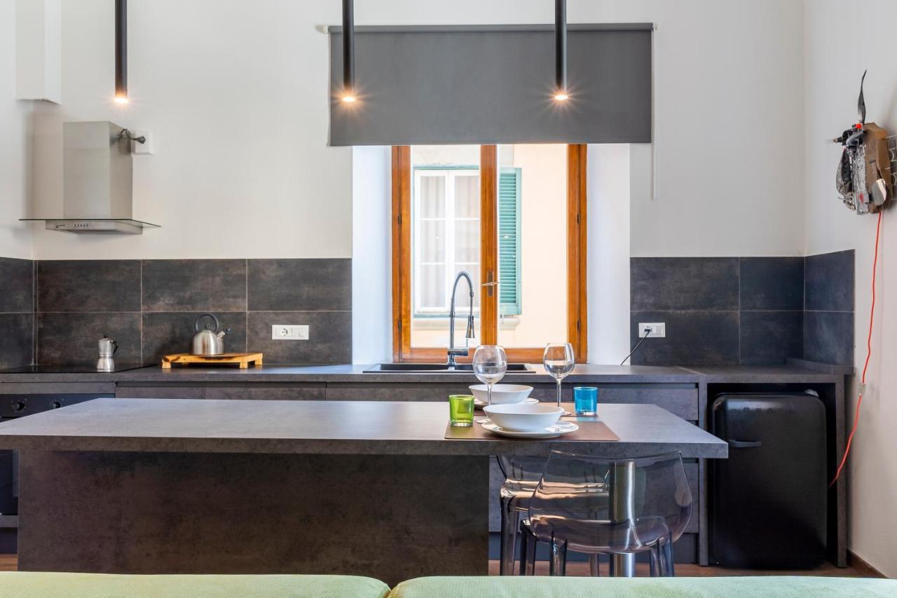 Piccola Venezia Canal View Charming Flat Ліворно Екстер'єр фото